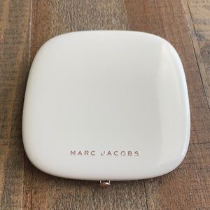 Marc Jacobs 104 Tan-Tastic! O!mega Bronzer